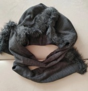 OKAZJA nowy polski szary kaptur z szalem z futerkiem, czapka z szalem