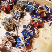 Gwiazdy ozdoby na choinkę do domu ręcznie wykonane