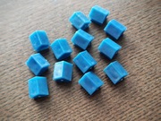 Elementy do starej gry Fortuna - niebieskie hotele (domki) z czasów PRL 