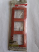 Ramka potrójna ceglasta Legrand Valena - nowe