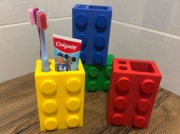 Stojak na szczoteczki do zębów LEGO