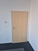 Drzwi Pełne z ościeżnicą regulowaną LEWE Stan bardzo dobry