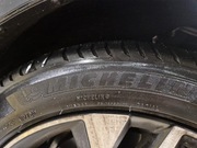 Półroczne opony michelin 235/45/18