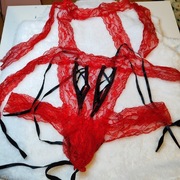 Body koronkowe 40 L czerwone czarne bielizna erotyczna