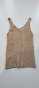Beżowy prążkowany top na ramiączkach r.S V-neck