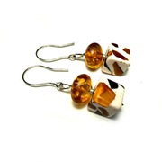 Fiolekart - Kolczyki, biżuteria artystyczna  - bursztyn, bursztyn w żywicy