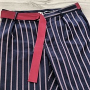 **CROPP powystawowe granatowe spodnie paski 40