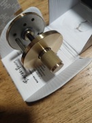 Zamek do WC - złoty Buster + Punch