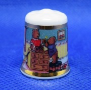 Naparstek Kolekcjonerski Porcelanowy Iron Stone - Bawiące się Misie 