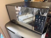 Kuchenka mikrofalowa Samsung GE83X