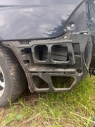 Ślizg zderzaka tył bmw e91 lewy tył 