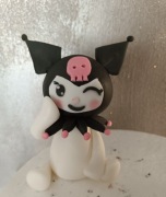 Kuromi z masy cukrowej 