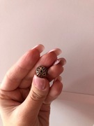 Charms Pandora z elementami złota 