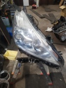 prius plus lampa prawa