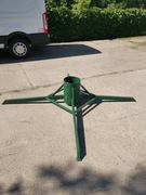 Metalowy podstawnik na choinkę 2x2m