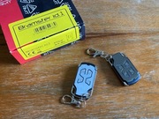 2x nowy pilot AMT K146 - do bram, rolet itd.