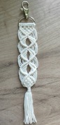 Brelok / zawieszka do kluczy biała makrama / boho / handmade 