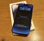 I phone 14 pro używany