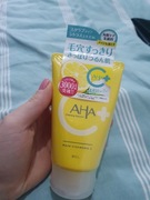 japońska pianka oczyszczająca do twarzy z witaminą C