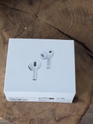 Słuchawki dokanałowe Apple AirPods Pro 3  z etui MagSafe białe 2026 NOWE