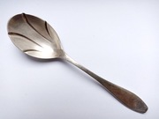 Stara łyżeczka do cukru , sygnowana .