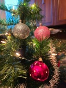 Stare bombki z okresu PRL ręcznie malowane kropki i brokatem 12 sztuk