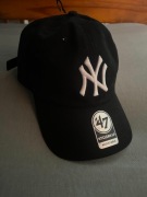 Czapka kaszkietówka z daszkiem New Era yankees 47