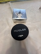 Podkład w poduszce L'Oréal Paris x Mugler Soft Glow Cushion Foundation.