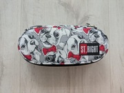 Piórnik St Right psy pieski 