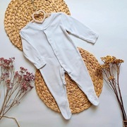 Pajacyk 56 62 biały bawełniany niedrapki napy śpiochy śpioszki