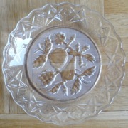 Talerzyki szklana z motywem roślinnym