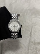 zegarek guess w kolorze srebrnym