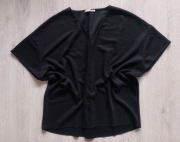 Czarna bluzka z dekoltem w serek Zara oversize