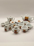 Porcelanowy, mini zestaw do herbaty, 22 elementy