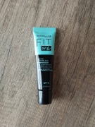 Matująca baza pod makijaż Maybelline New York Fit Me Matte Poreless SPF 20