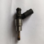 Wtryskiwacz audi seat skoda vw 0 261 500 020