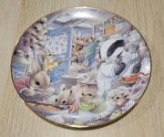 Śliczny Talerz ozdobny porcelanowy w pudełku Myszy Myszki