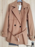 Płaszczyk nowy kolor karmelowy na podszewce 