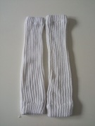 Białe getry dziewczęce