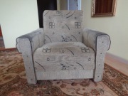 Sprzedam tradycyjny fotel do mieszkania