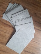 20 szt nowych naklejek ściennych 30x30 imitujących marmur