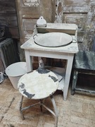 zabytkowa toaletka drewniana.Umywslka PRL.