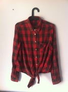bawełniana koszula w kratę czarno czerwoną kratkę xs s z wiązaniem