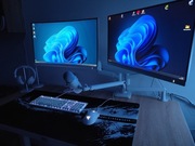 Komputer gamingowy + Biurko elektryczne + Fotel