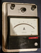 Stary miernik wskazówkowy - amperomierz