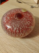 Szklany przysiek do papieru czerwone jabłko 