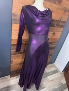 Nowa fioletowa błyszcząca sukienka