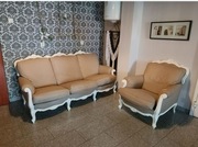 Zestaw wypoczynkowy w stylu ludwikowskim gięte białe nogi