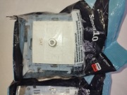 Simon 10 gniazdo antenowe typu F 