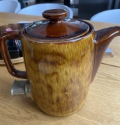 Czajnik ceramiczny z kubkiem do zaparzania